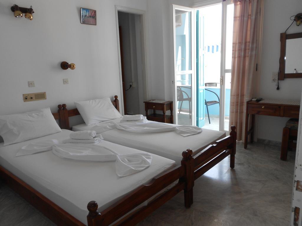 Zorbas Hotel Pythagoreio  Room photo
