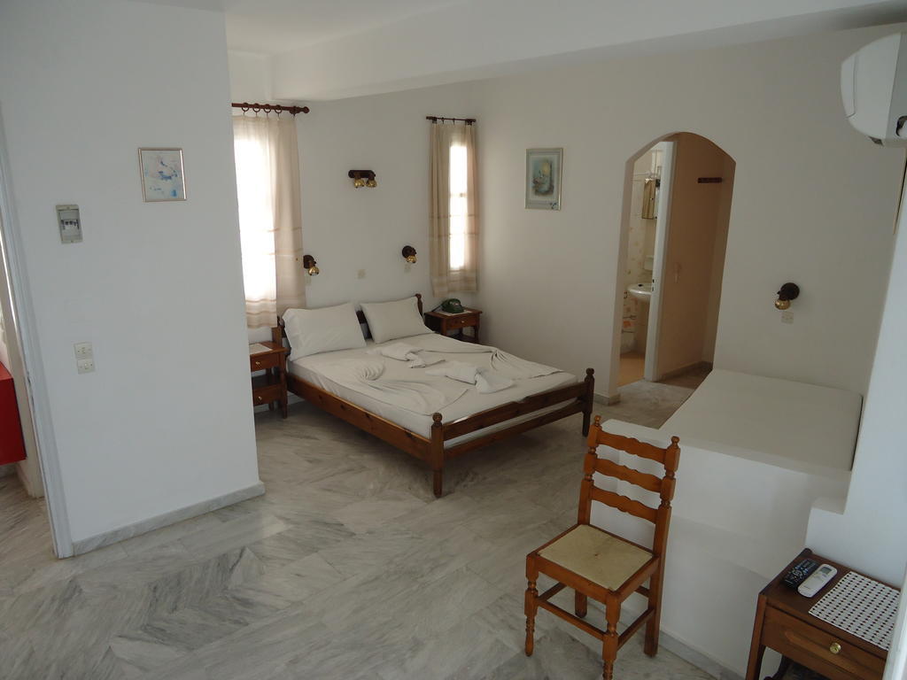 Zorbas Hotel Pythagoreio  Room photo